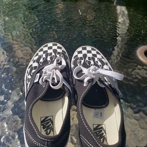 Kids check and flames Van's